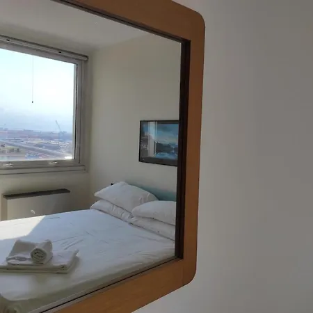 Business Homes Apartment Genoa