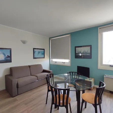 Business Homes Apartment *